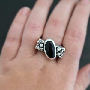 Amara Ring