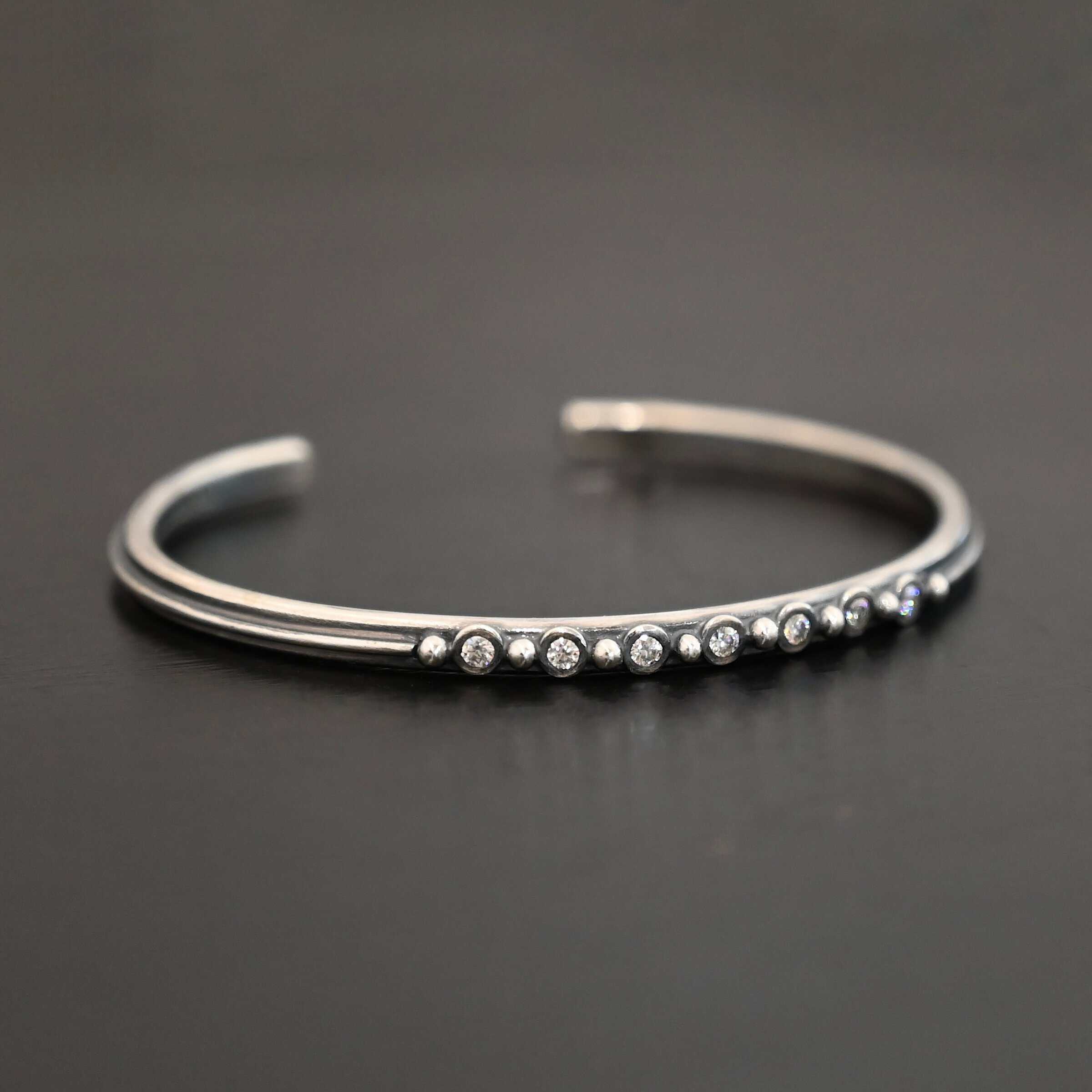 Mia Cuff New