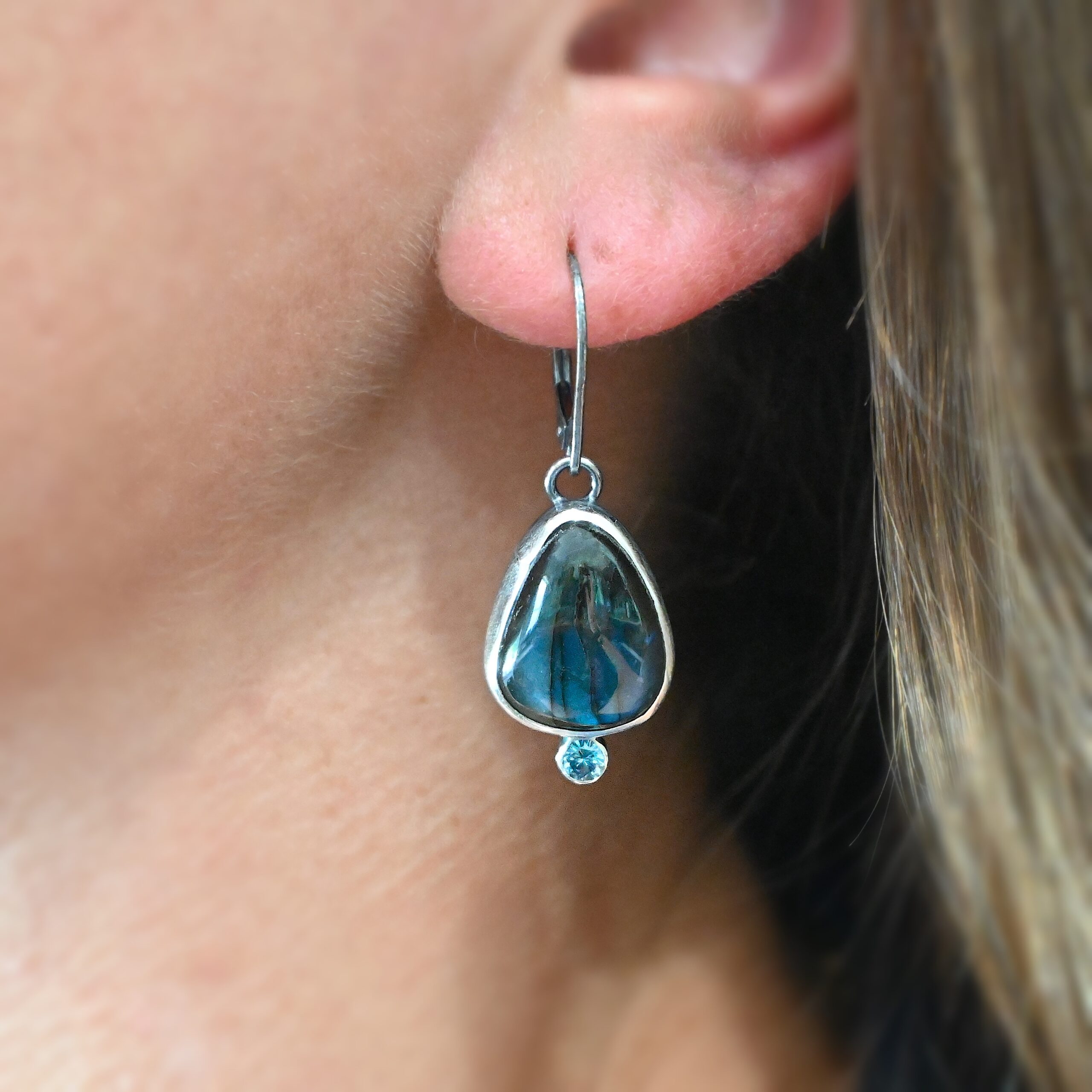 Bellona Earrings