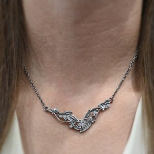 Light Of The Flowers Necklace